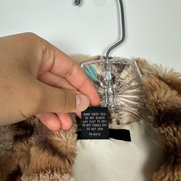 Cejon Faux Fur Mixed Animal Print Satin Lined Vest with Pockets Size S - Picture 5 of 6